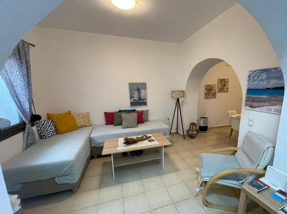 Unique Smaragda's Apartment 1