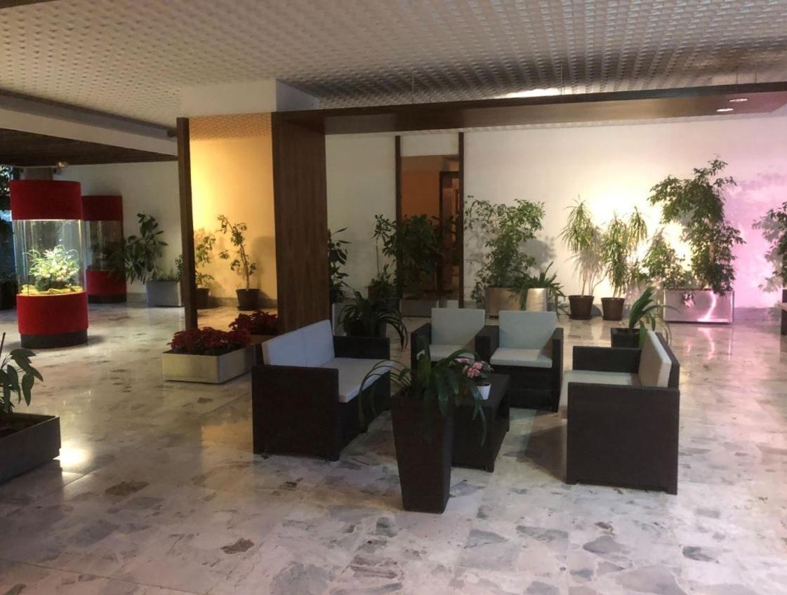 3 South Wg (Adults Only) 2