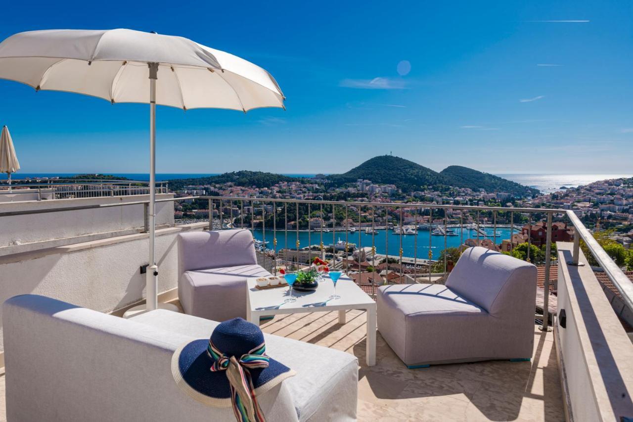 Apartments Nia Deluxe & Elegance 1