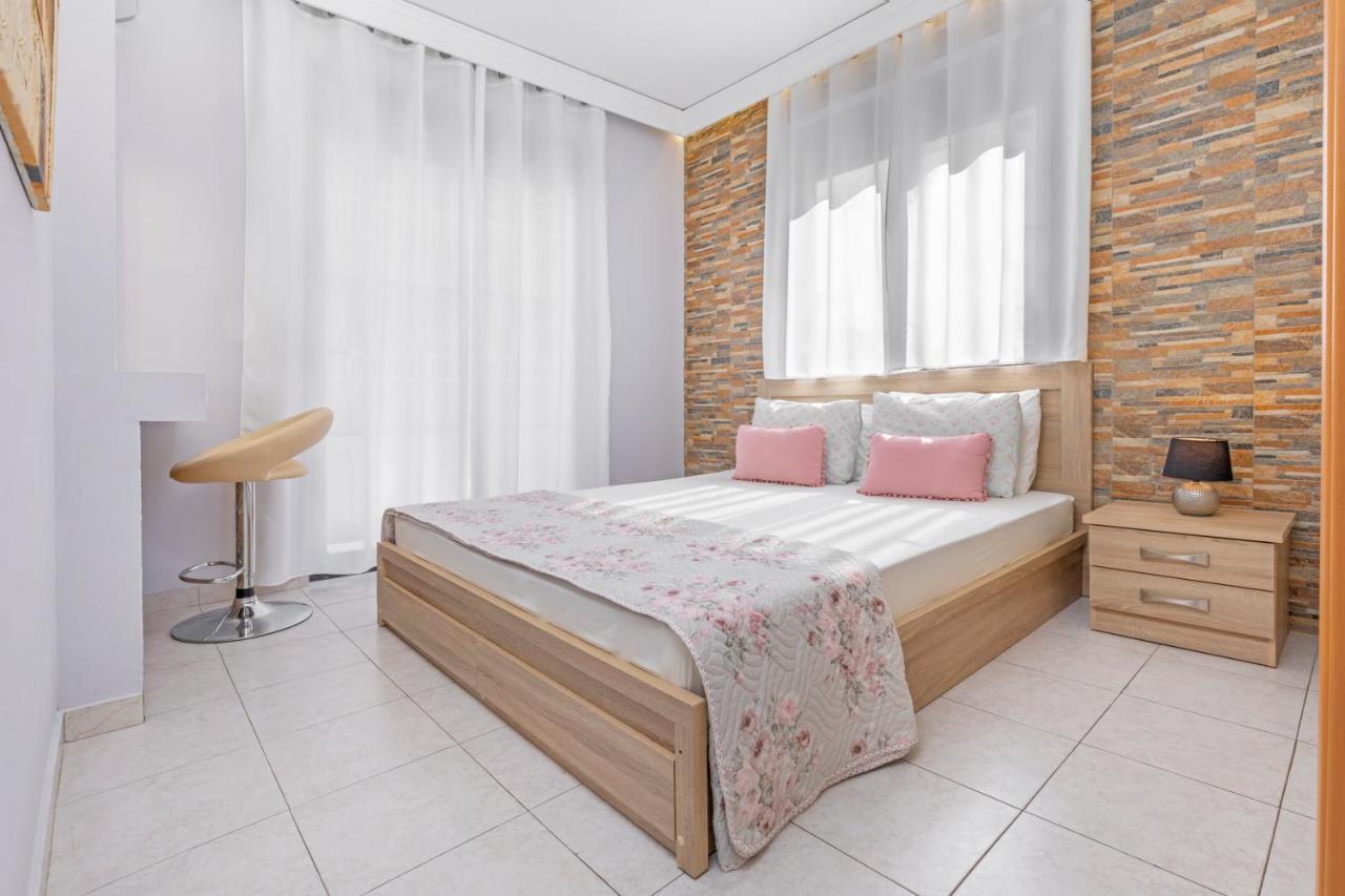 3- Sea View Luxury Suite in the Center of Rhodes! 2