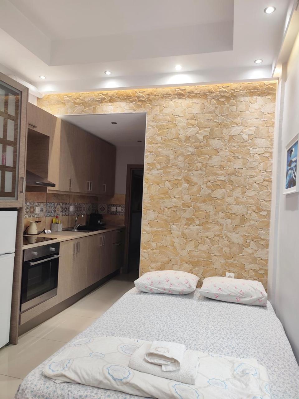 6-Stylish Mini-Suite for 4 People in Central Rhodes! 2