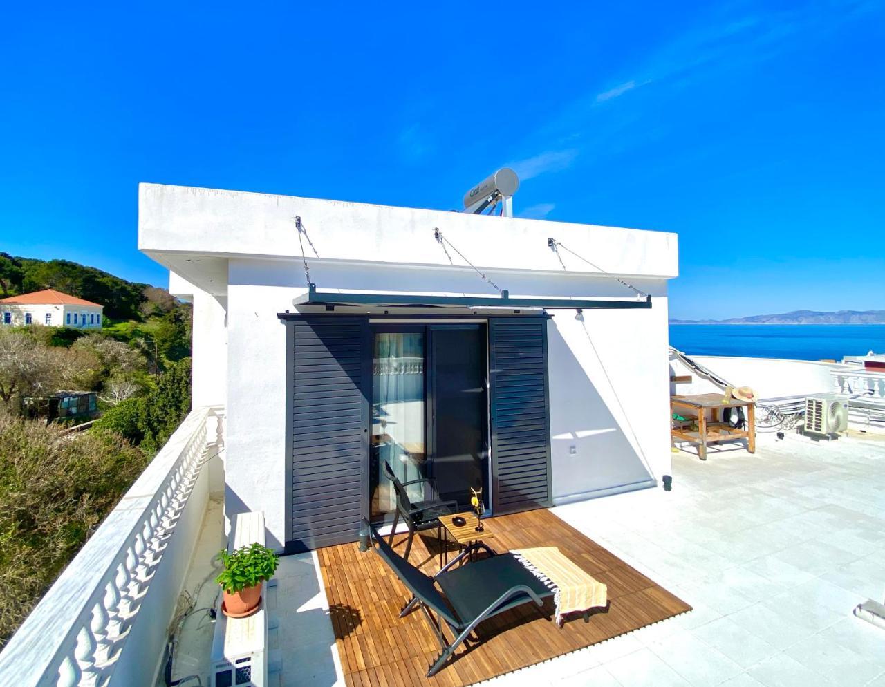 Tinyvibe - Downtown Seabreeze Studio (Adults Only) 2