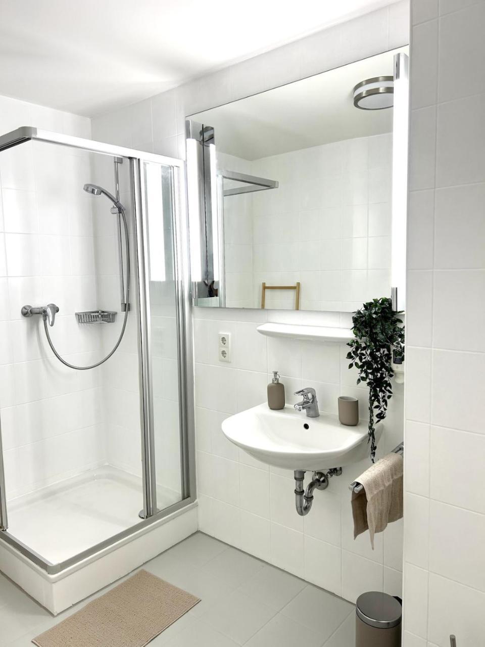 Cozy Trade Fair Apartment Munich 1