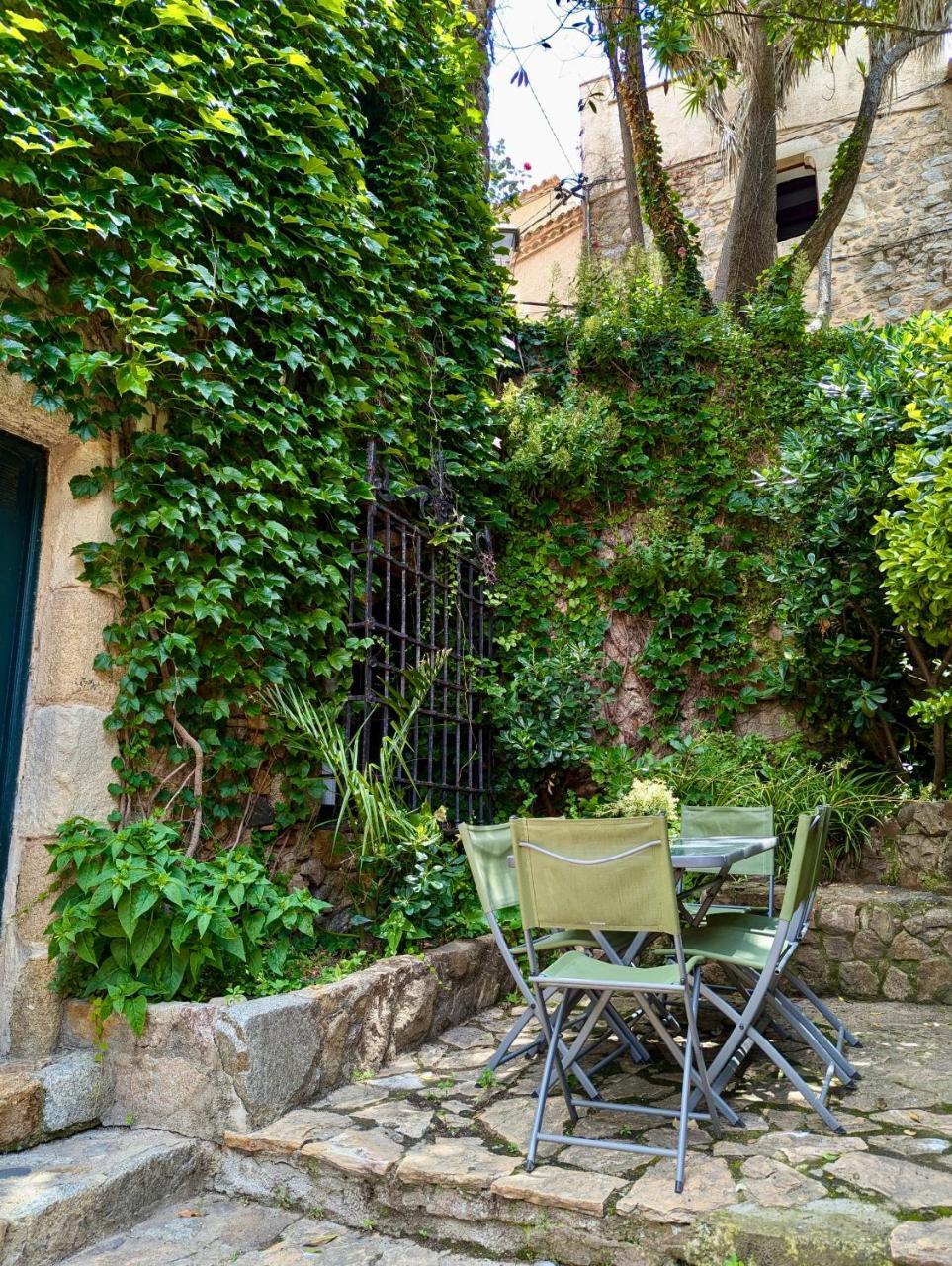 Casa Dentro Del Castillo de Tossa de Mar 2