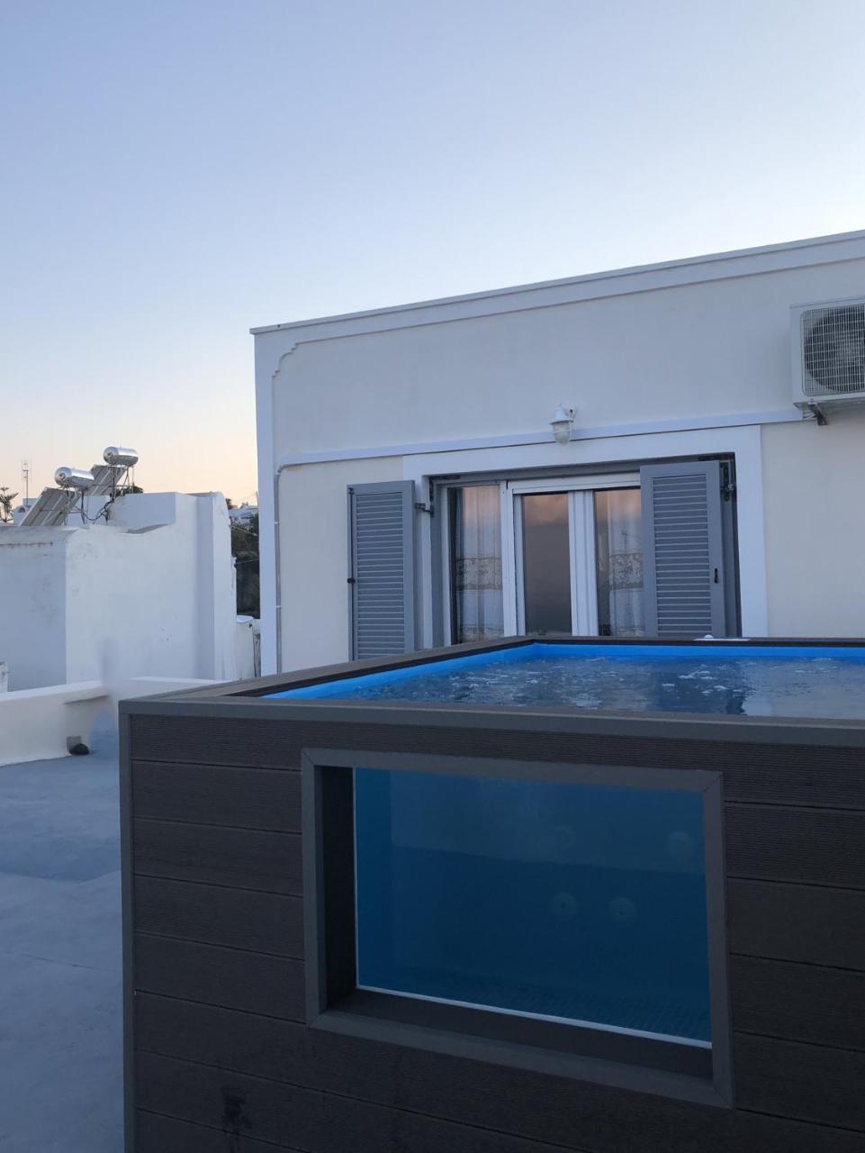 Amaryllis Suites Santorini 1