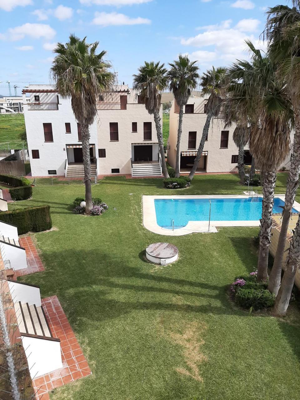 Chalet Individual En El Pueblo de Zahara 2