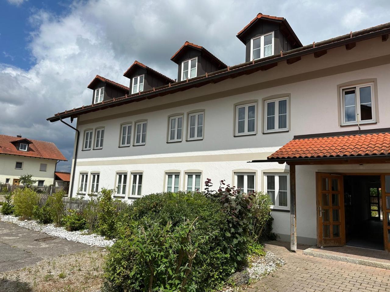 Apoli24 (Adults Only) 2