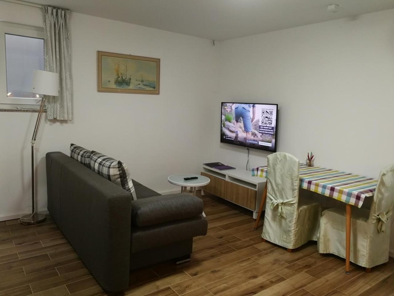 21a Comfortable Studio 1