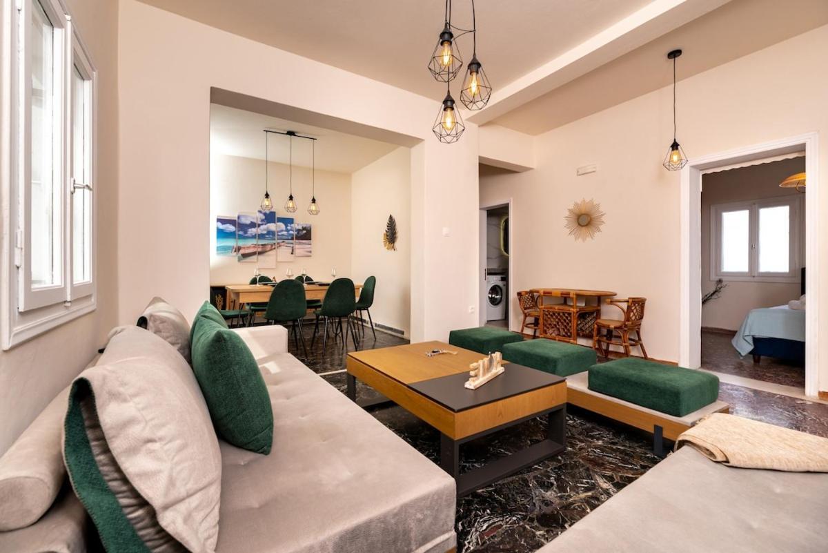 The Z House Santorini 1