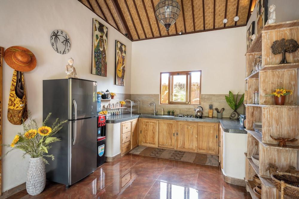 Genie Private Villa by Travellink Bali 2