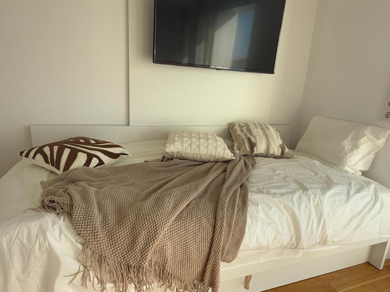 Myroom Wohnung Neben Der Messe 2