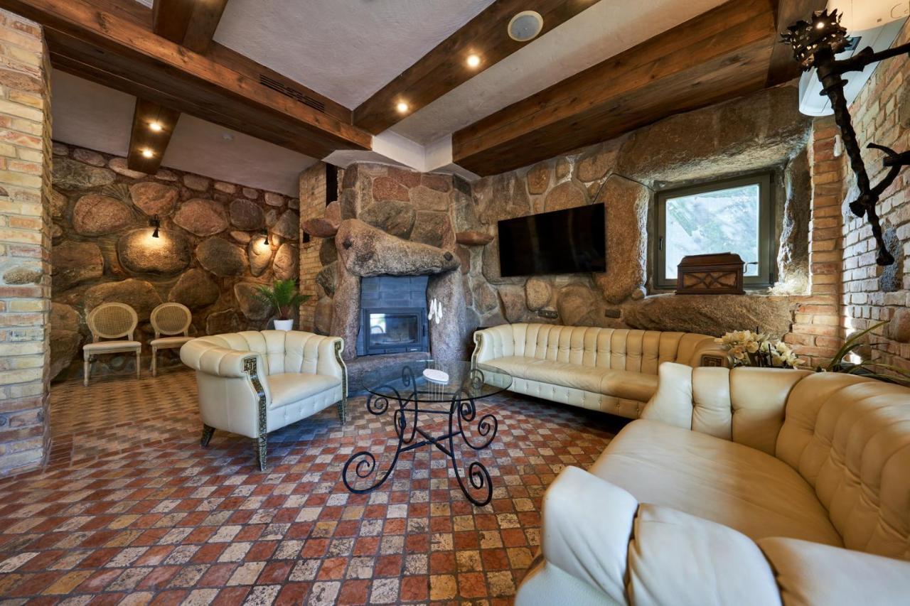 Uzutrakio Rezidencija 2