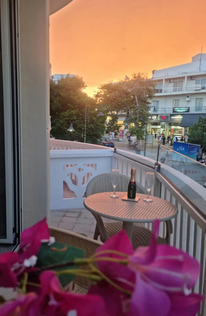 Golden City Center Suites 2