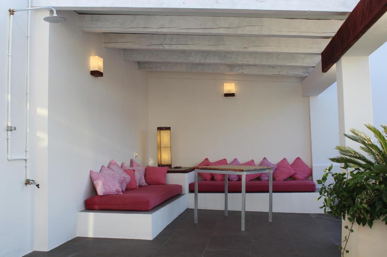 Fonduq Estudios (Adults Only) 1