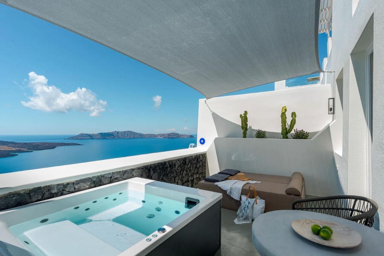 Luxurious Santorini Masionette Villa 1 Bedroom Astounding Caldera Sea Views & Private Outdoor Hot Tub Fira 1