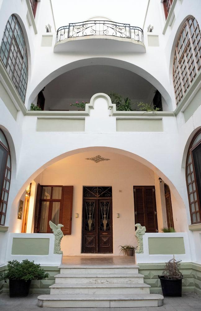 Jensen Luxury Suites