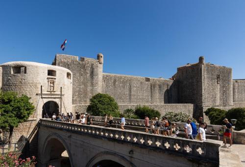 Seistanca Lux -Old City Entrance Dubrovnik 1