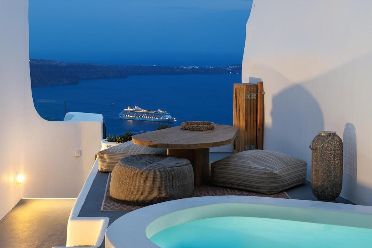 Pura Vida Cave House 2