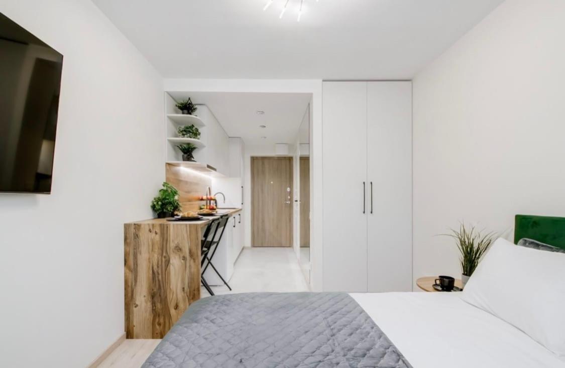 Green Apartment (Adults Only) 1