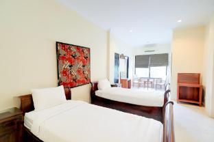 Dancenter Ubud  Near Museum Topeng 1