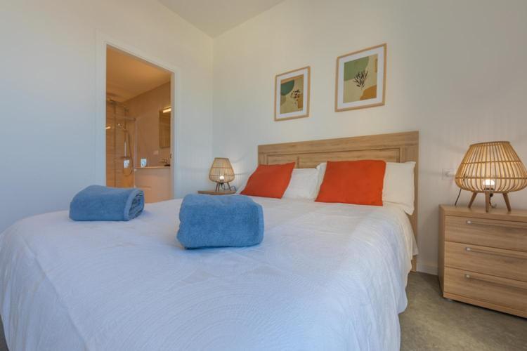 Apartamento Superior, Calma, Terraza Gigante Con Vistas Al Mar Y Jacuzzi, Parking, Hasta 6 Personas 1