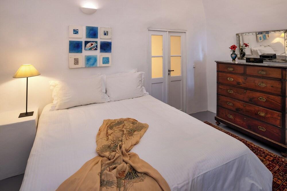 Feggari Apartments 1