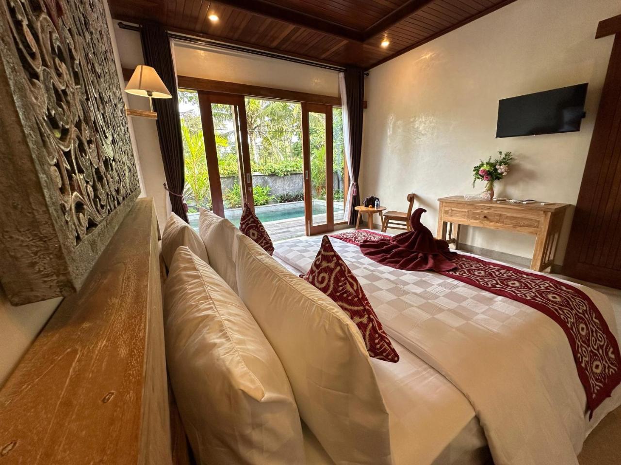Ubud Paras Ayu Villa