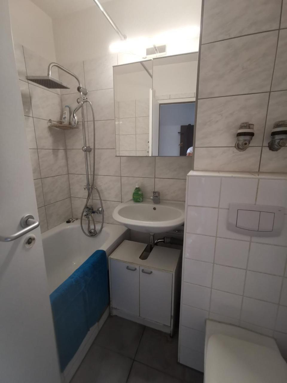 Nahe U-Bahn U3, 15 Min Zentrum 1