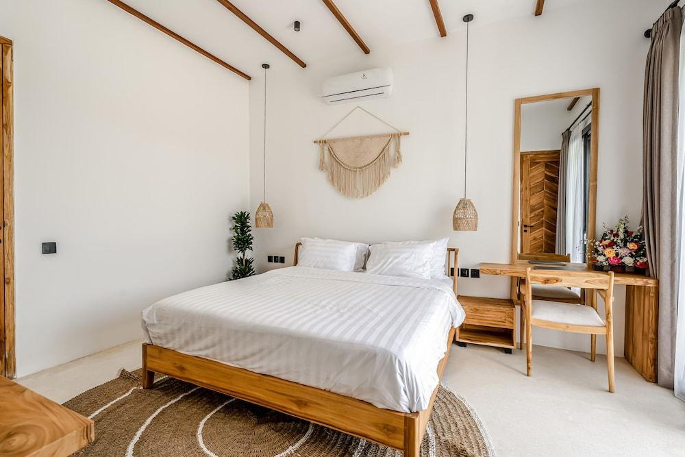 Berapi Villa by Evdekimi - Comfy Retreat with Pool in the Ubud Artistic Center 1