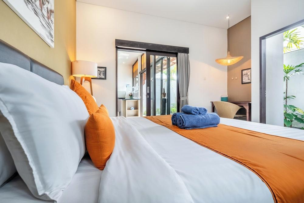 888 Residences - Complex of Private Villas with Pools 1