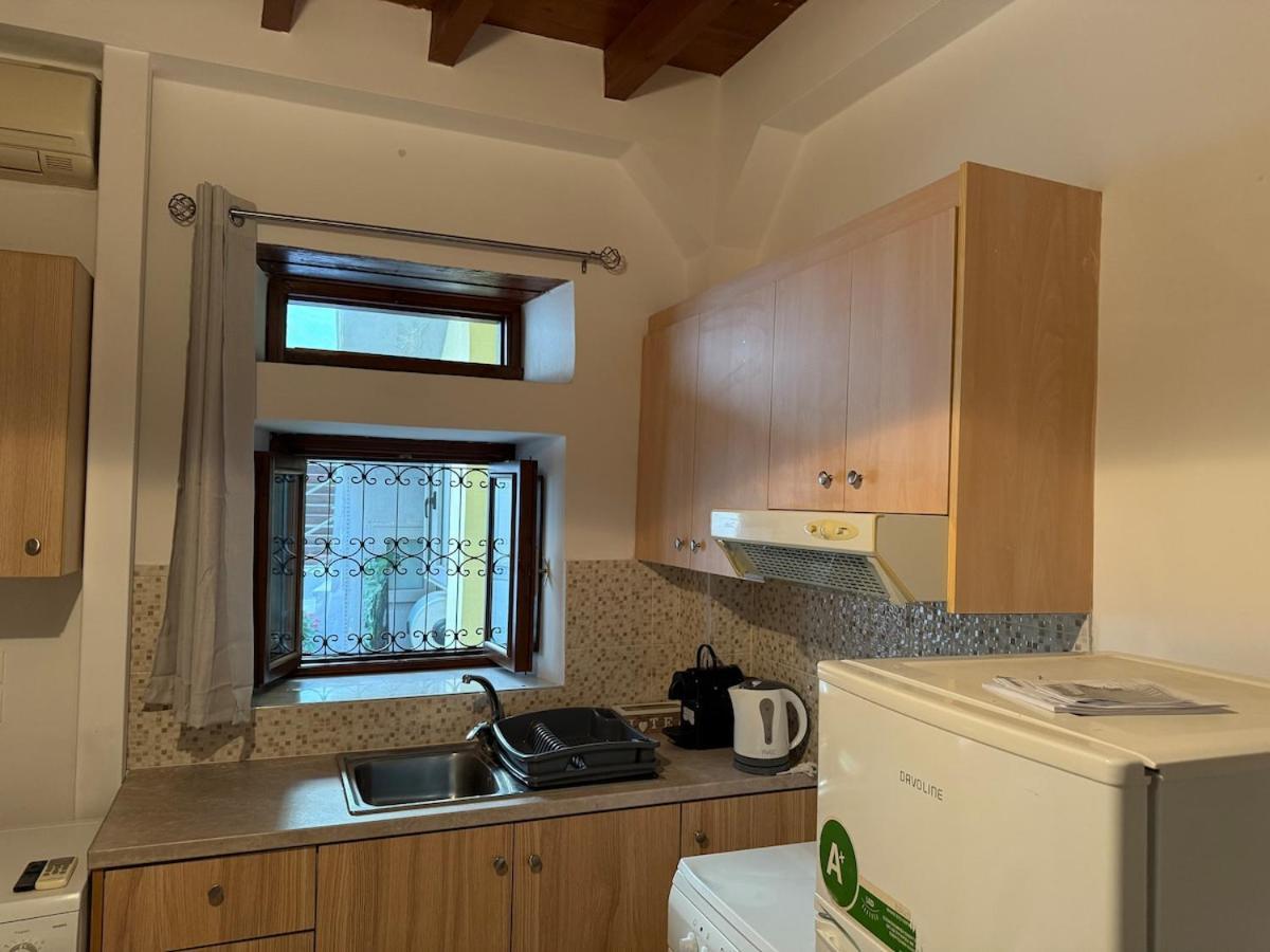 Rhodes Central Studio by the Sea 1