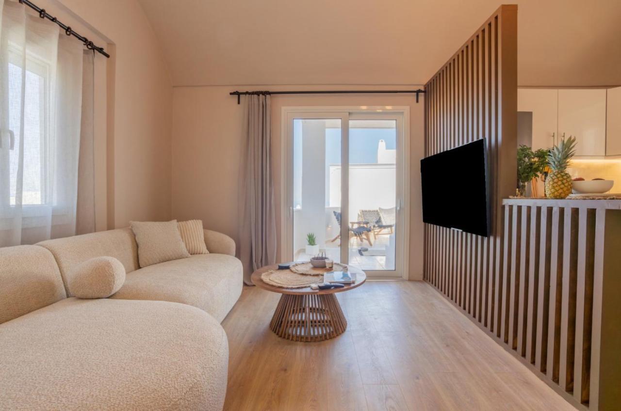 Island Charm Imerovigli Apartment 2