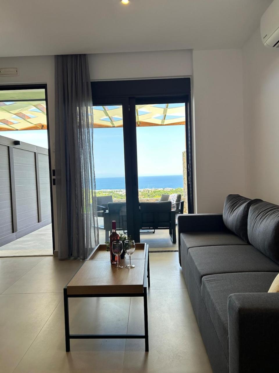 Aelios Petra Apartment Sea View 1