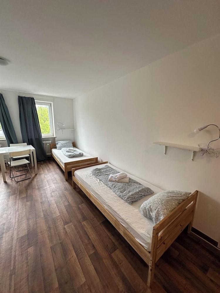 2-Rent Group Hostel Apartments Han53 2