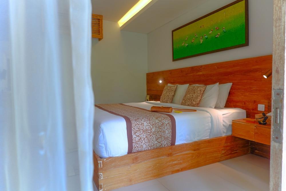 Garden View by Purely 2