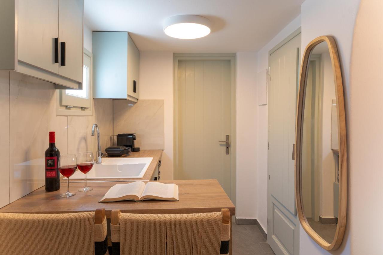 The Lemon Tree Studio 1