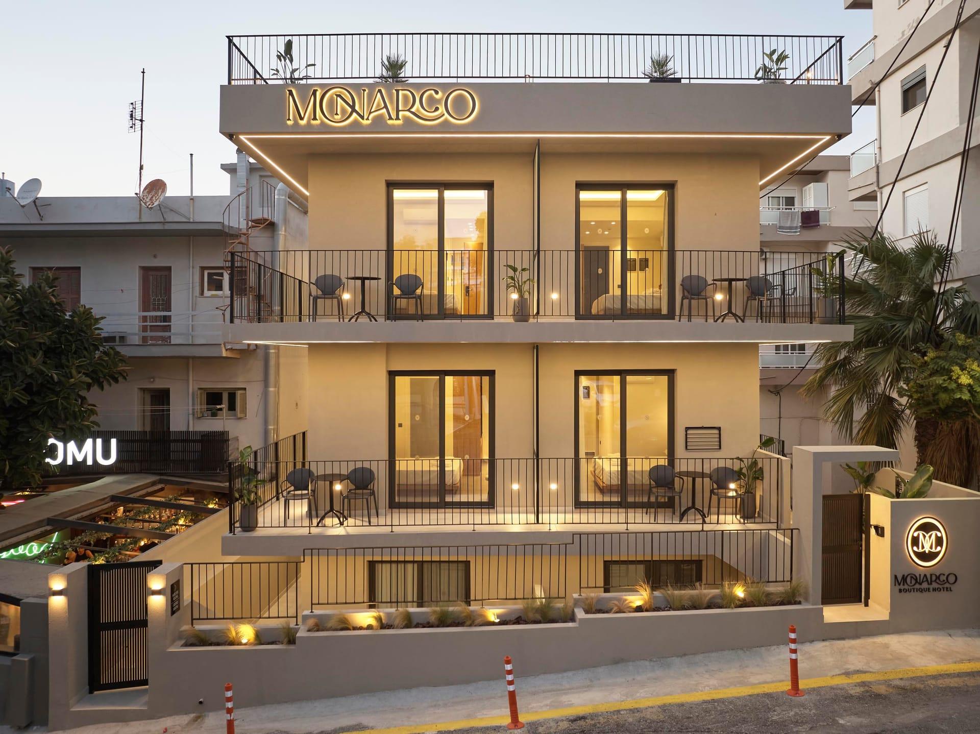 Monarco ​Executive ​Rooms