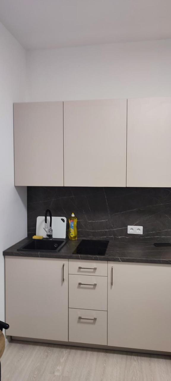 Quickstopvilnius (Adults Only) 1