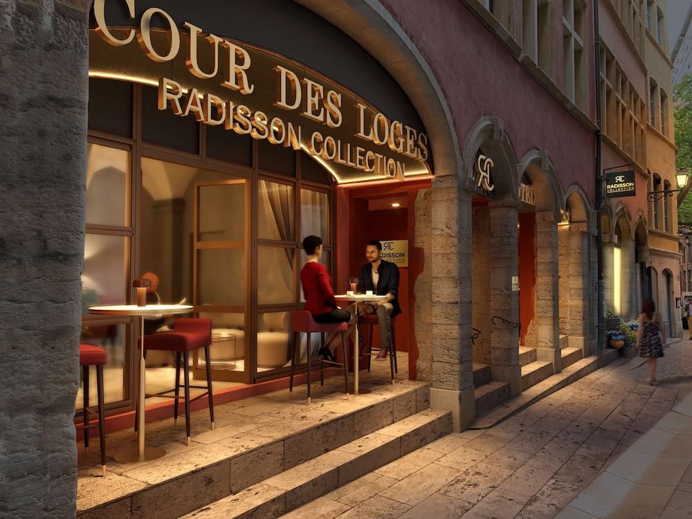 Cour Des Loges