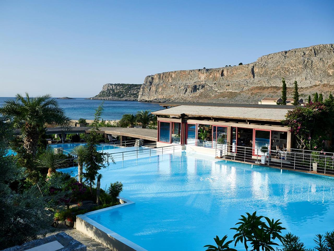 Aquagrand Artistic Luxury Beach Resort (Adults only) 1