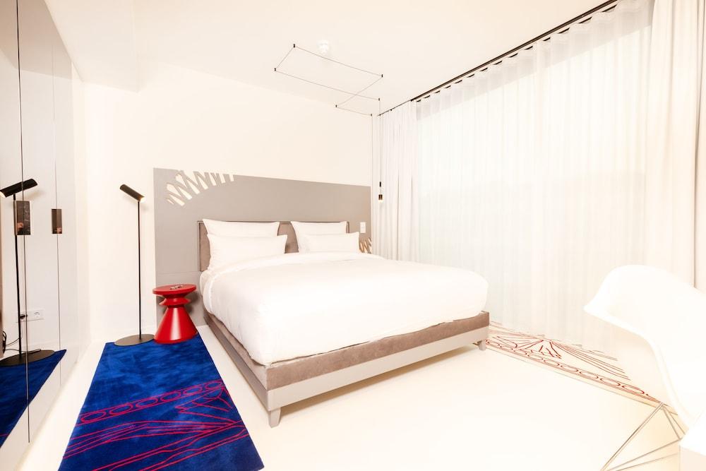 Kpm Hotel & Residences 1