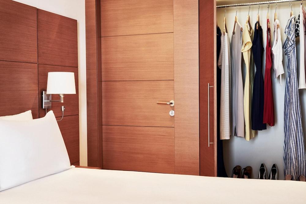 Bellevue on the Beach Suites 1