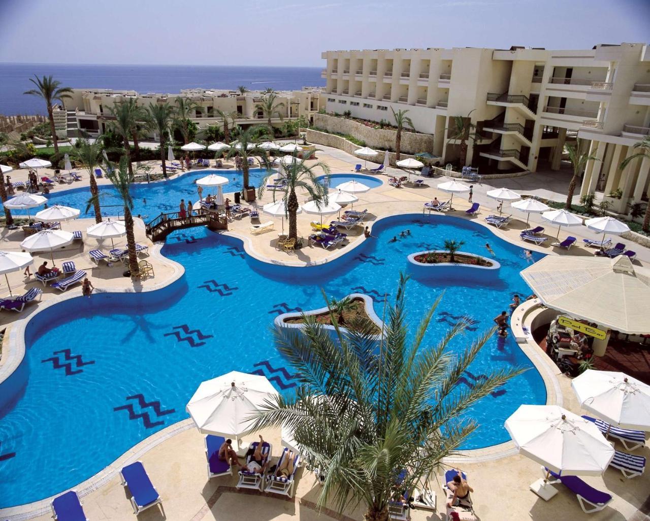 Doubletree by Hilton Sharm El Sheikh - Sharks Bay Resort 1