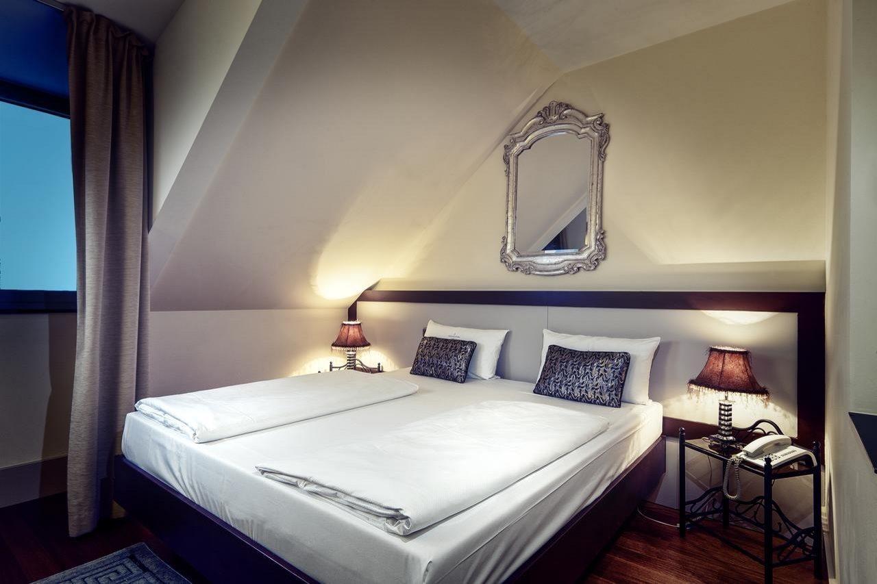 Hotel Ambiance Rivoli 1