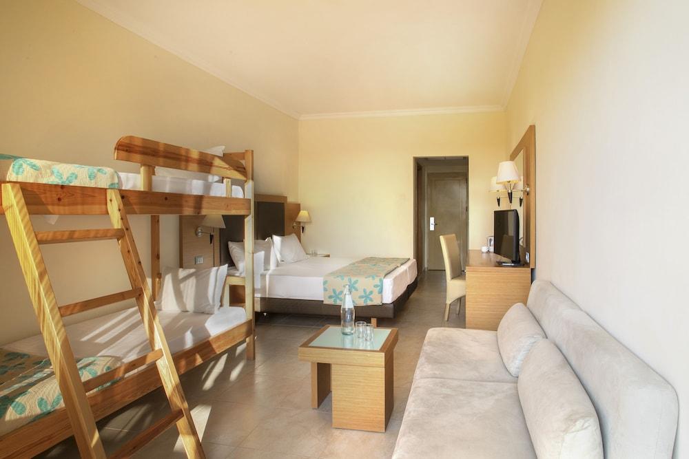 Sol Cosmopolitan Rhodes 2