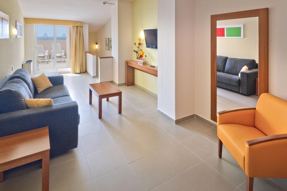 Aqua Hotel Promenade & SPA 1