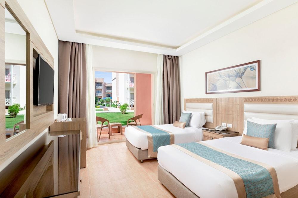 Pickalbatros Aqua Park Resort - Hurghada 1