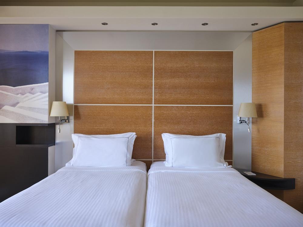 Esperos Mare Resort & SPA 1