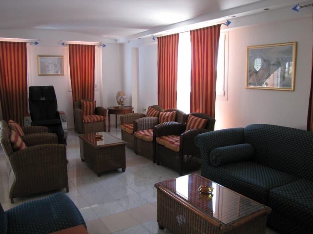 Valsami Hotel Apartments 2