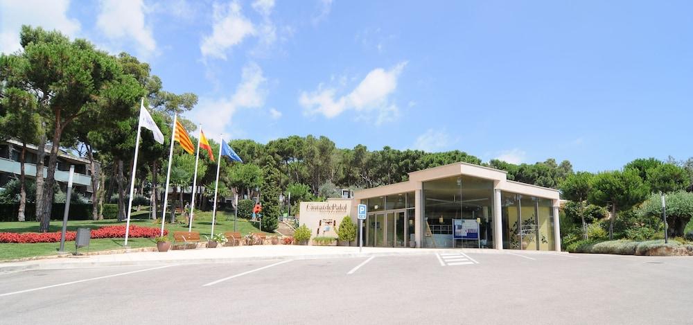 Aparthotel Ciutat de Palol 1